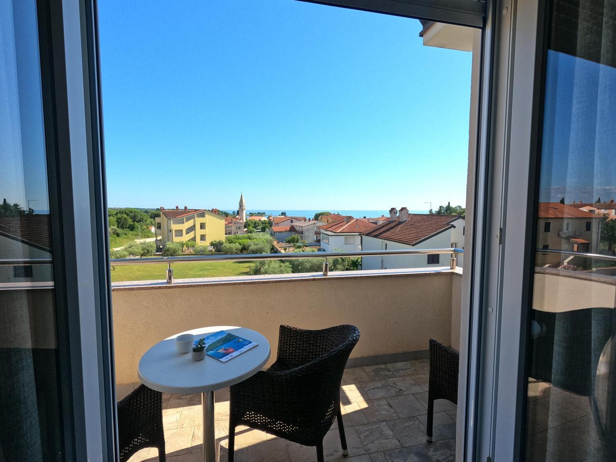 Villa Badi Lovrečica Exterior foto